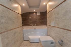 Deniz manzaralı yeni modern lüks villa