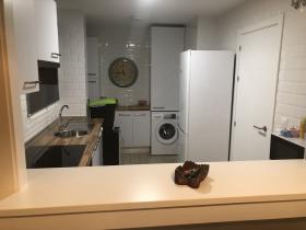 Satılık 2 yatak odalı tamamen mobilyalı daire