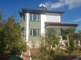 Döşemealtı bölgesinde dağ manzaralı sahibinden satılık villa