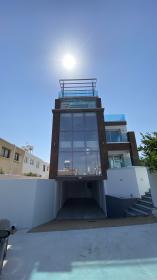 Protaras'ın kalbinde lüks modern villa