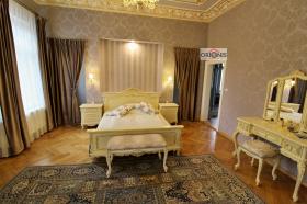 Çok talepkar bir müşteri için 1702 m2 arsa ile 870 m2 lüks villa