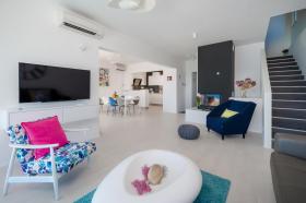 Dalmaçya'da deniz manzaralı lüks villa