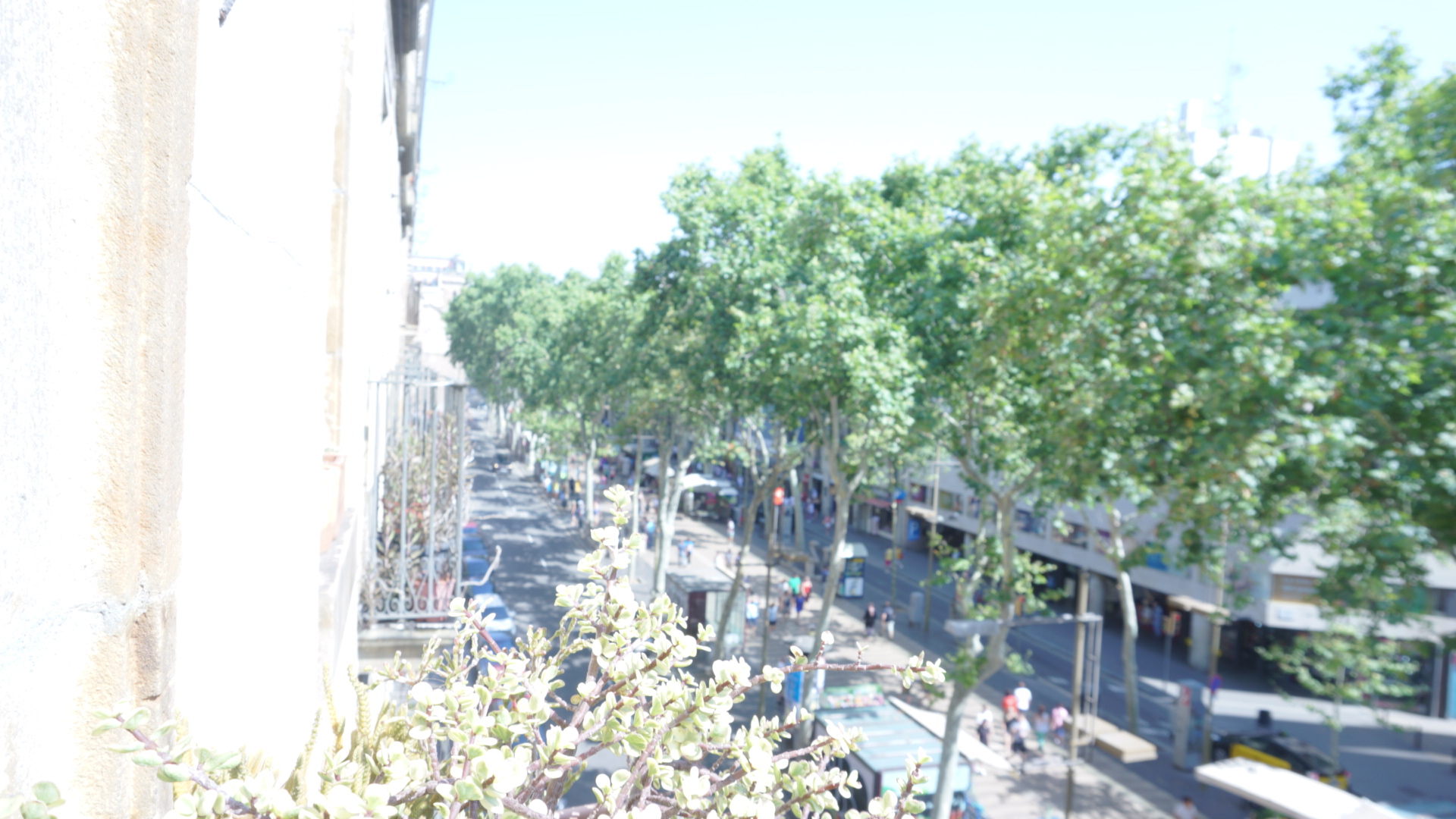 Ramblas�a balkonlu 130 m2 satılık daire