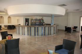 Mükemmel bir plajda yer alan köklü otel