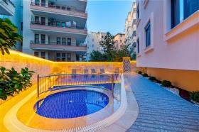 Kumlu plaja 100 metre satılık daire