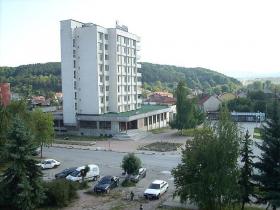 Otel kompleksi 5100 m2 Bulgaristan'da E80 uluslararası karayolu üzerinde