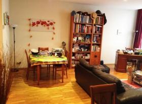 Brüksel şehrinde bir dairede ortak kiralık muhteşem oda