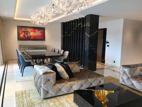 Cannes'da apartman yatların eteğinde, deniz manzarası ve Croisette