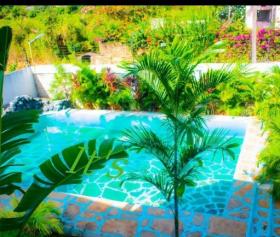 Tamamen mobilyalı 4 yatak odalı modern ev