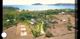 Turist adasında birlikte satılık restoran, yazlık ve villa