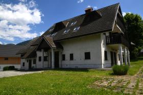 Satılık özel apartmanlar - Bohinj'deki evler