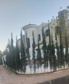 Satılık lüks villa 697 m2