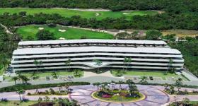 Plaja bir dakika uzaklıkta lüks daire