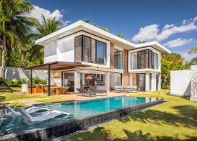 Sörf plajına adım atın - Yeni modern villa