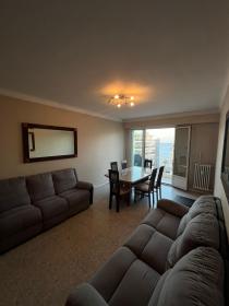 Çok aydınlık, 3 yatak odalı, deniz manzaralı daire