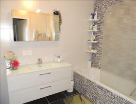 Şehir merkezinde Mont Blanc manzaralı daire