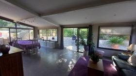Ormanlık arazide yüzme havuzlu 7 odalı güzel villa