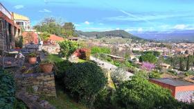 Beausset'in yükseklerinde ideal bir konuma sahip Provence mülkü