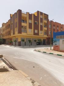 4 katlı köşe binanın satışı