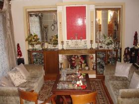 Nea Makri, Atina bölgesinde villa