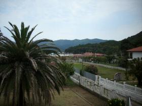 Olympiada Chalkidiki'ye birkaç km uzaklıkta iyi durumda villa