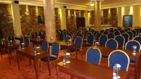 Kaimaktsalan dağının eteklerinde satılık lüks otel