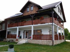 Doğa ve nefes kesen manzaralarla çevrili konuk evi