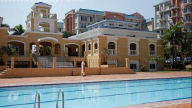 Özel mutfağa sahip tamamen mobilyalı daire
