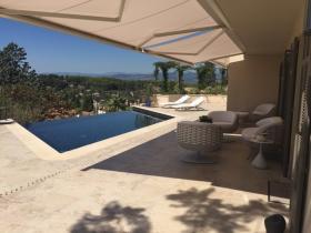 Mougins'te Eşsiz Emlak - Deniz Manzaralı 2 Villa
