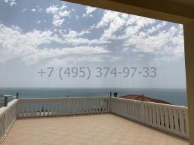 Karadağ Dobra Voda'da deniz manzaralı 209 m2 satılık villa