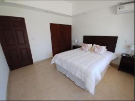 Güzel Kosta Rika Gold Coast'ta uygun fiyatlı yatırım/emeklilik villası