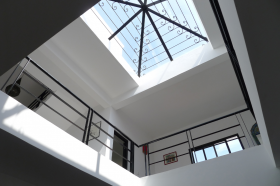 Çağdaş 5 yatak odalı villa