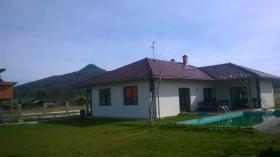 Tatil Evi L-Bungalow Yüzme havuzlu