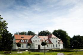 Palace von Grelle - satılık tamamen yenilenmiş lüks modern kale kompleksi