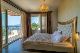 Muhteşem panoramik deniz manzaralı villa