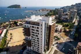 Budva'da modern stüdyo daire