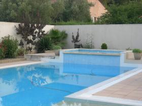 160 m2 havuzlu, 7 odalı güzel villa