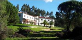 Sesimbra Portekiz'de satılık güzel villa