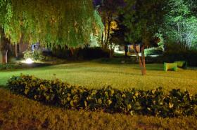 Güzel eski ev, dekorasyon ve tasarım mobilya, park