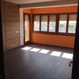 Nehir manzaralı büyük güzel daire