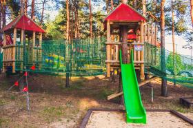 Satılık ticari kullanım için restoran ile küçük eğlence parkı