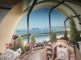 Cannes'da Croisette üzerinde lüks penthouse
