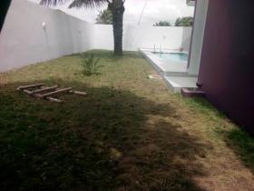 For Ever'de havuzlu yeni villa