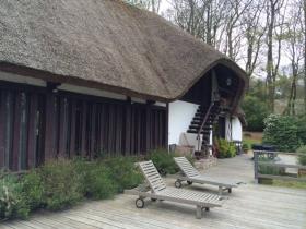 Satılık Norman Cottage ile ek bina