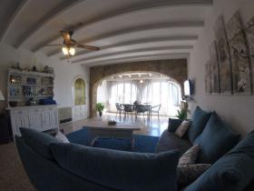 2 aynı daireden oluşan deniz manzaralı villa, çok iyi kira geliri