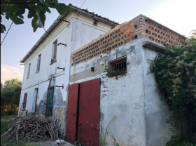 Kır evi satılık Loreto Aprutino Abruzzo, İtalya