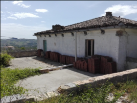 Kır evi satılık Loreto Aprutino Abruzzo, İtalya