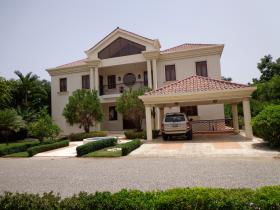 Lüks golf villa